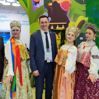 Новгородская делегация участвует в мероприятиях Дня Образования на выставке «Россия»
