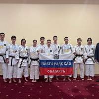 Новгородские каратисты вернулись с первенства РФ с 17-ю медалями