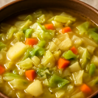 Новгородские волонтёры просят помощи в подготовке супов для бойцов СВО