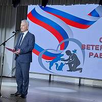 Новгородских ветеринаров поздравили с профессиональным праздником Новгородских ветеринаров поздравили с профессиональным праздником