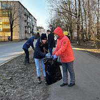 После субботника в Великом Новгороде на полигон вывезли более 225 кубов мусора