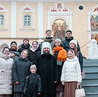 Православная молодёжь из Великого Новгорода посетила Псково-Печерский монастырь