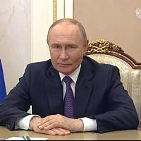 Владимир Путин поздравил железнодорожников России с праздником