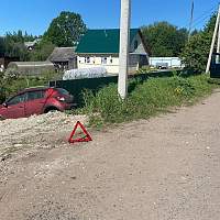 Сегодня утром в двух ДТП в Новгородском районе пострадали три человека