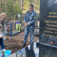 Сотрудники окуловской КП-6 почтили память героев Великой Отечественной войны