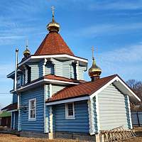 В новгородской деревне освятили долгожданный храм преподобного Нила Столобенского