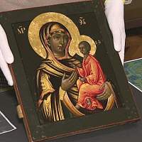 Стали известны интересные подробности реставрации новгородской иконы «Богоматерь Тихвинская»