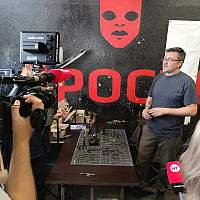 Участники программы «Для СВОих» посетили новгородский креативный кластер