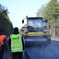 В 2023 году в Новгородской области отремонтировали 400 километров региональных дорог