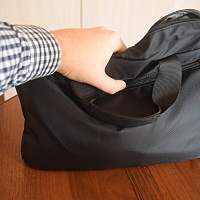 В Боровичах мужчина вырвал сумку из рук плохо себя чувствующей женщины и убежал В Боровичах мужчина вырвал сумку из рук плохо себя чувствующей женщины и убежал