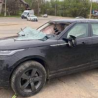 В Боровичах столкнулись два водителя, но пострадал только пассажир