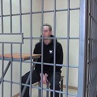 В Боровичах задержали студента, который подрабатывал курьером у телефонных мошенников