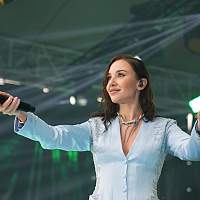 В День молодёжи MIA BOYKA вместе с новгородцами исполнила легендарную «Катюшу»