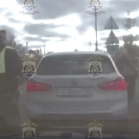 В Маловишерском округе задержали женщину-курьера с 60 пакетиками наркотиков