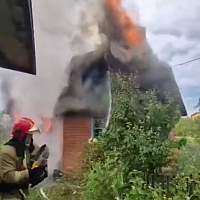 В Новгородской области удар молнии мог стать причиной пожара