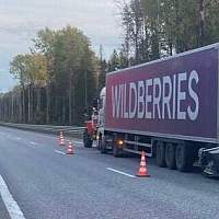 В Окуловском районе на трассе М-11 в ДТП погиб водитель «Мерседеса»