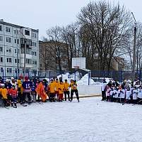 В Валдае с успехом прошёл Первый семейный фестиваль «Люблю папу, маму и хоккей»    