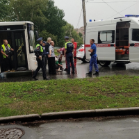 В Великом Новгороде автобус сбил женщину на пешеходном переходе