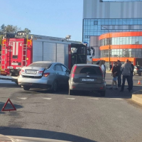 В Великом Новгороде ДТП с участием пожарной машины образовало большую пробку