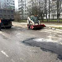 В Великом Новгороде продолжается гарантийный ремонт дорог