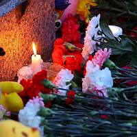 В Великом Новгороде прошла акция в память о жертвах теракта 22 марта