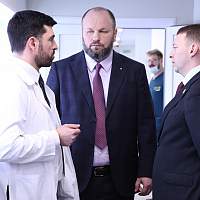 В Великом Новгороде работает делегация одного из крупнейших научно-лечебных центров России