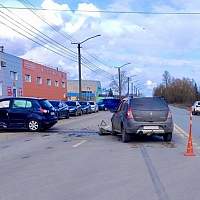 В Великом Новгороде в ДТП водитель получил серьёзные травмы головы