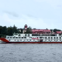 Великий Новгород посетил трёхпалубный круизный теплоход «Принцесса Анабелла» Великий Новгород посетил трёхпалубный круизный теплоход «Принцесса Анабелла»