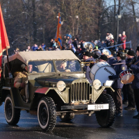 Парад к 80-летию освобождения Новгорода начался с поздравления от Владимира Путина