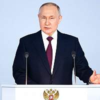 Владимир Путин: Россия сейчас ведёт праведную борьбу за свой суверенитет и свою безопасность