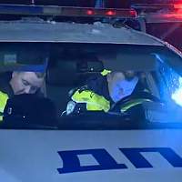 За сутки дорожные полицейские остановили в Великом Новгороде двух водителей под наркотиками