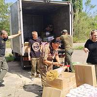 Замспикера областной Думы Ольга Борисова навестила новгородцев в зоне СВО